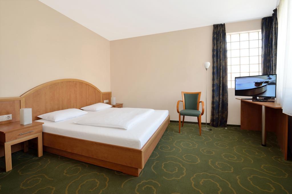 Semiramis Business Hotel Szolnok Room photo